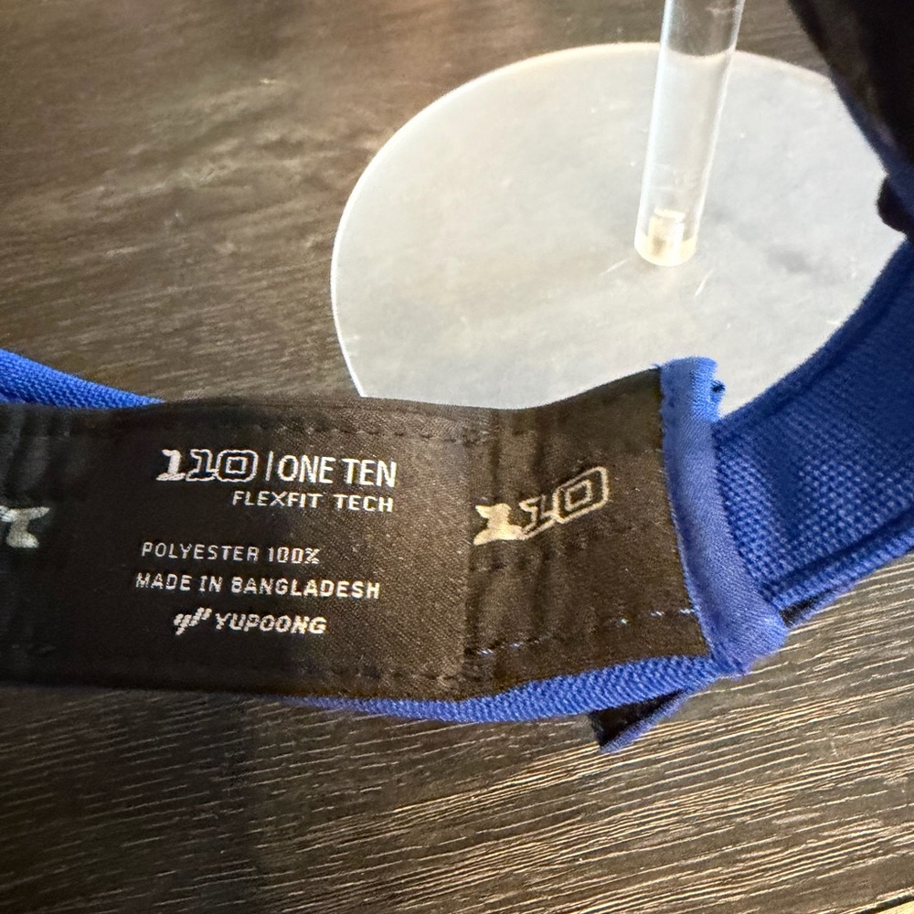Black Clover Topgolf Blue Golf Visor Live Lucky Adjustable 110 Flexfit - Picture 5 of 7
